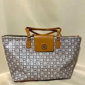 Tommy Hilfiger Large Tote